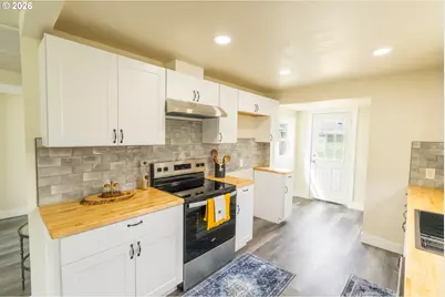 1925 NE Liberty St, Salem, OR 97301 - Photo 11