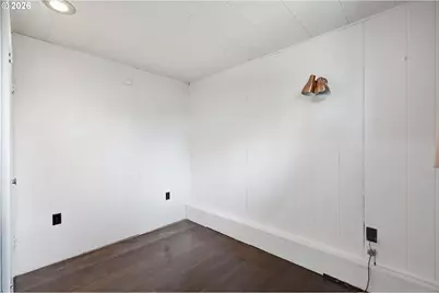 2070 Terresa Ave, Eugene, OR 97408 - Photo 33