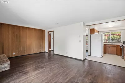 2070 Terresa Ave, Eugene, OR 97408 - Photo 13