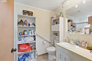 1247 1st Ave, Sweet Home, OR 97386 - Photo 17