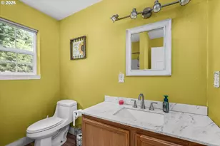 91051 Leashore Dr, Vida, OR 97488 - Photo 27