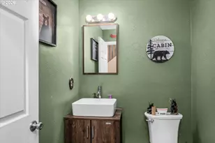 91051 Leashore Dr, Vida, OR 97488 - Photo 25