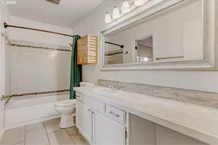 17741 SE Marie St, Portland, OR 97236 - Photo 17