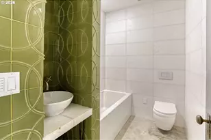 2377 NW Kearney St, Portland, OR 97210 - Photo 25