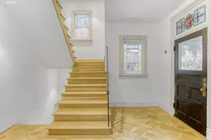 2377 NW Kearney St, Portland, OR 97210 - Photo 9