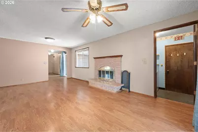 2215 Princeton Dr, Eugene, OR 97405 - Photo 25