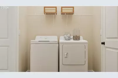 448 NE Hunter Dr, Estacada, OR 97023 - Photo 15