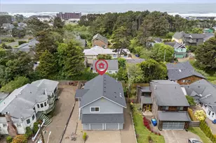 2865 NW Neptune Ave, Lincoln City, OR 97367 - Photo 3