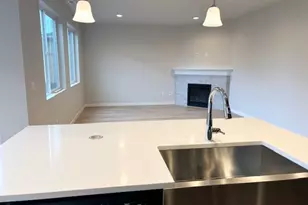 1575 N Young St, Lafayette, OR 97127 - Photo 5