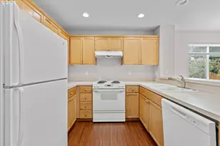 6443 NW Connery Terrace, Portland, OR 97229 - Photo 9