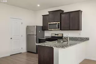 3974 SW Knapp Dr, Gresham, OR 97080 - Photo 11