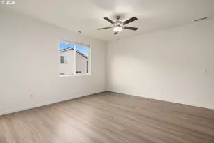 3974 SW Knapp Dr, Gresham, OR 97080 - Photo 9