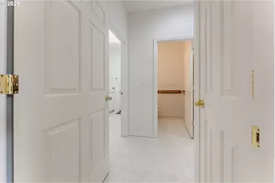 1702 NW Troon Ct, McMinnville, OR 97128 - Photo 13