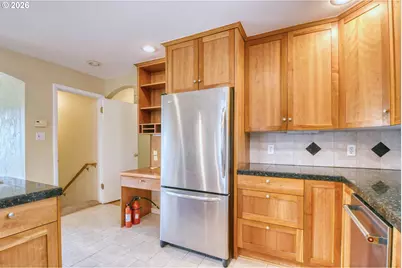 207 NW Ellis Ave, Pendleton, OR 97801 - Photo 17