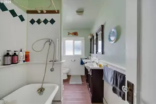 1313 1st St, Tillamook, OR 97141 - Photo 7