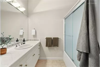 2625 SW 75th Ter, Portland, OR 97225 - Photo 33