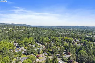 2140 SW Knollcrest Dr, Portland, OR 97225 - Photo 33