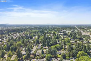 2140 SW Knollcrest Dr, Portland, OR 97225 - Photo 35