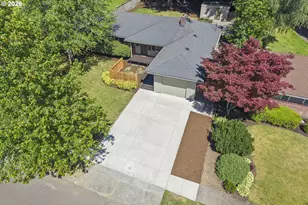 2140 SW Knollcrest Dr, Portland, OR 97225 - Photo 31