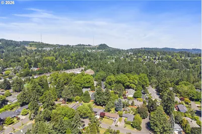 2140 SW Knollcrest Dr, Portland, OR 97225 - Photo 33