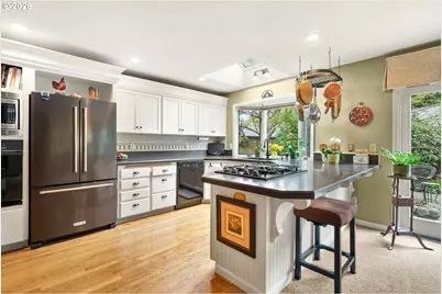 17359 Wren Ct, Lake Oswego, OR 97034 - Photo 7