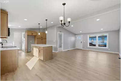 11515 NE 71st St #72, Vancouver, WA 98662 - Photo 9