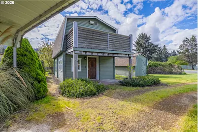 1250 N 3rd Ave, Powers, OR 97466 - Photo 1