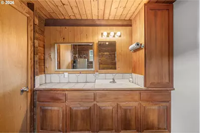 1250 N 3rd Ave, Powers, OR 97466 - Photo 25