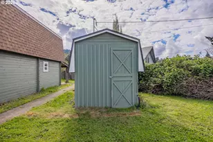 1250 N 3rd Ave, Powers, OR 97466 - Photo 33