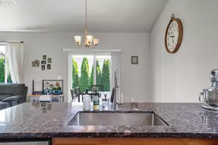 575 Egret Ave, Halsey, OR 97348 - Photo 17