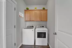 575 Egret Ave, Halsey, OR 97348 - Photo 29