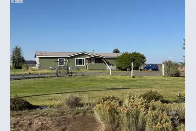 87479 N Star Ln, Christmas Valley, OR 97641 - Photo 1