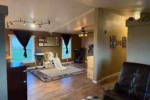 87479 N Star Ln, Christmas Valley, OR 97641 - Photo 7