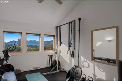 2595 Upper Highline Dr, Hood River, OR 97031 - Photo 33