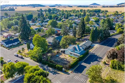 817 N Main St, Brownsville, OR 97327 - Photo 3