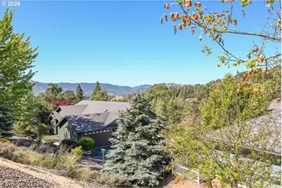 2804 NW Daysha Dr, Roseburg, OR 97471 - Photo 35