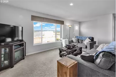 24550 SW Red Prairie Rd, Sheridan, OR 97378 - Photo 11