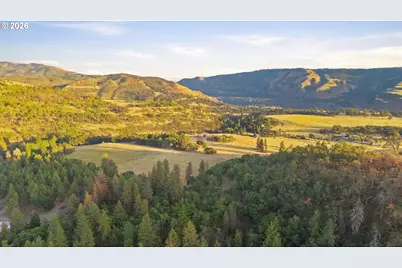 7 Canyon Rd, Lyle, WA 98635 - Photo 11
