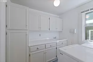 7608 S Hood Ave, Portland, OR 97219 - Photo 33