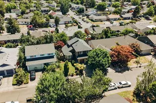 20762 SW Longacre St, Beaverton, OR 97003 - Photo 5