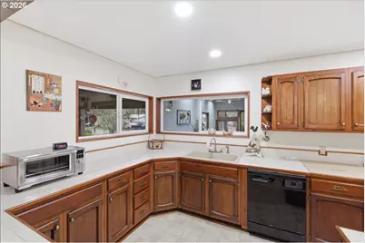 1115 Juniper St, Sweet Home, OR 97386 - Photo 5