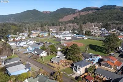 138 N Dolphin St, Rockaway Beach, OR 97136 - Photo 27