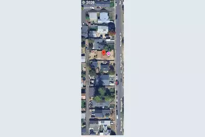 811 Narregan St, Medford, OR 97501 - Photo 3