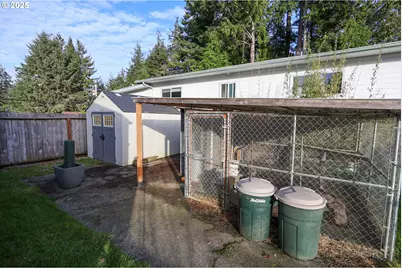 1149 Juniper Ave, Coos Bay, OR 97420 - Photo 41