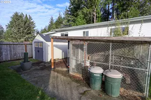 1149 Juniper Ave, Coos Bay, OR 97420 - Photo 41