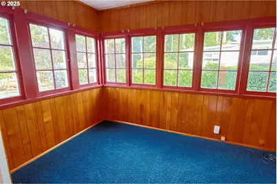 1149 Juniper Ave, Coos Bay, OR 97420 - Photo 11