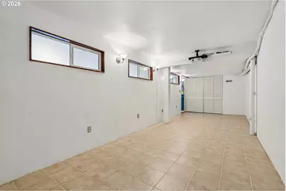 9567 SW Spring Crest Dr, Portland, OR 97225 - Photo 35