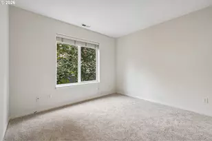 9567 SW Spring Crest Dr, Portland, OR 97225 - Photo 25