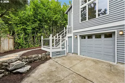 9567 SW Spring Crest Dr, Portland, OR 97225 - Photo 3