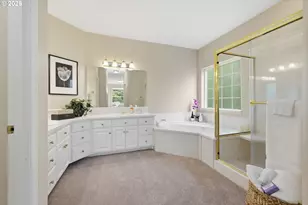 3325 Park Hills Dr, Eugene, OR 97405 - Photo 21